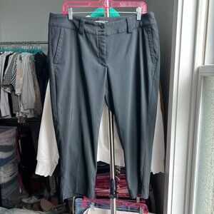 Nike Golf Tour Performance Capri-Length Golf Pants